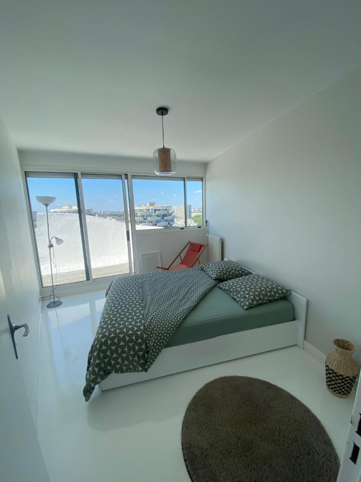 14Eme Et Der Etage "Arty" Avec 2 Chambres Et Vue Panoramique ! Créteil Екстериор снимка